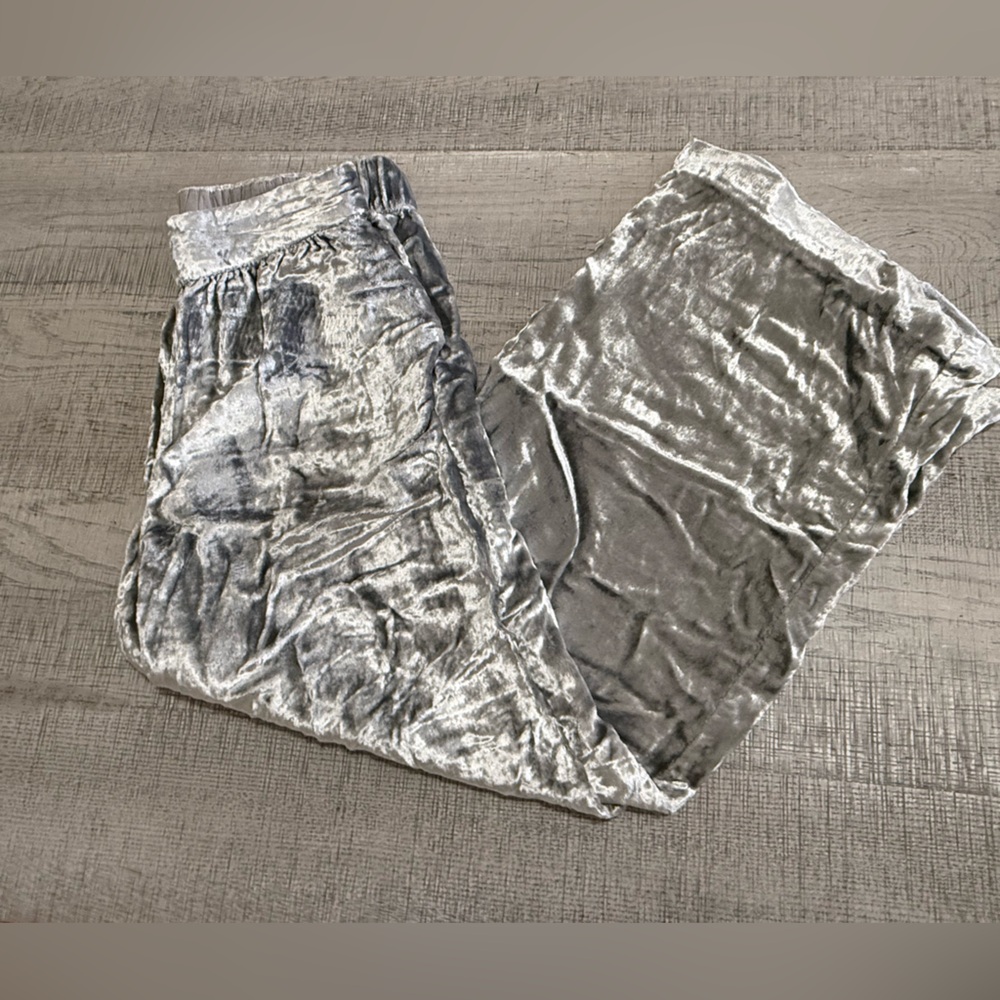 MAEVE by Anthropology Silver Metallic Silk Style Straight Leg Pants Size Medium - Picture 2 of 11